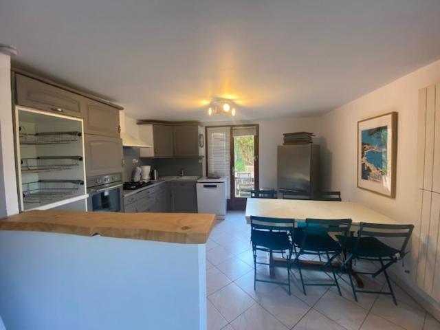 كاركيران Joli Rez-De-Villa 80 M2 Proche Mer المظهر الخارجي الصورة